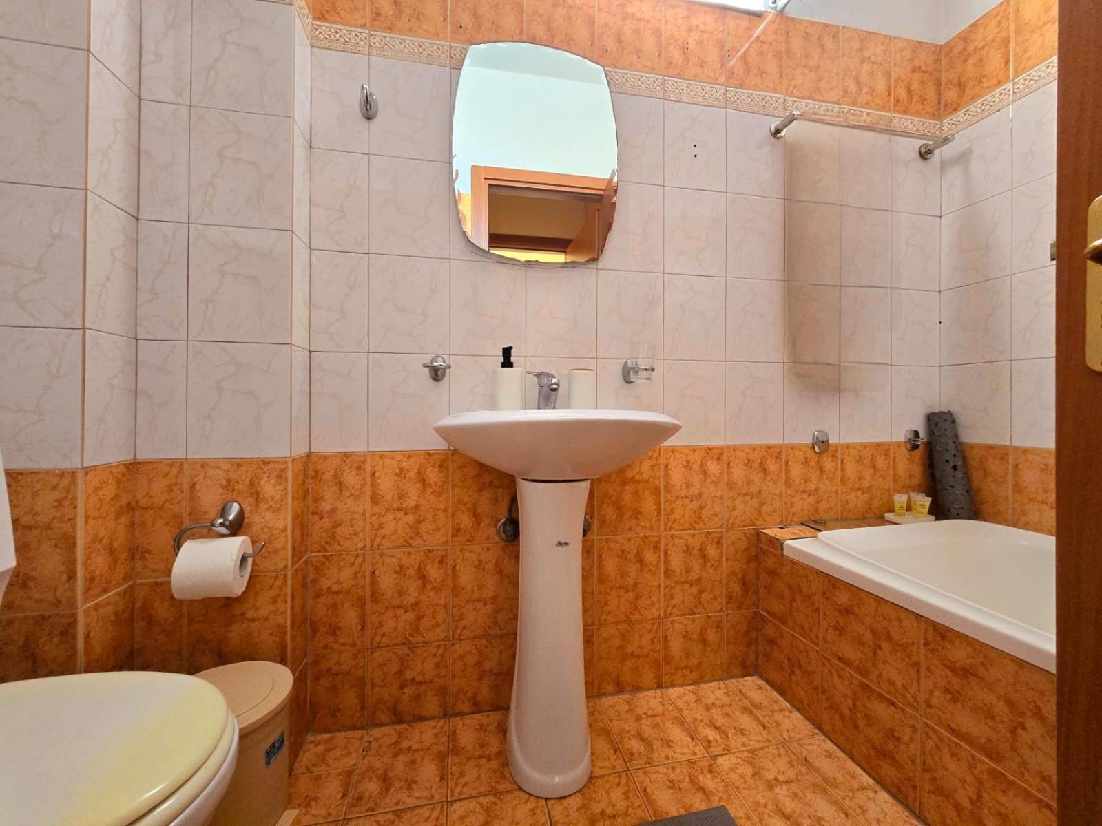 Maria Beach Apartement In Korinth! ภายนอก รูปภาพ
